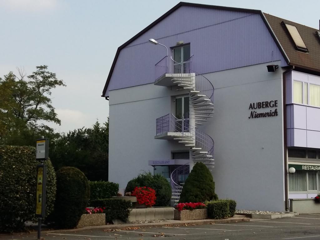 Hotel Restaurant Niemerich Pulversheim Exterior photo